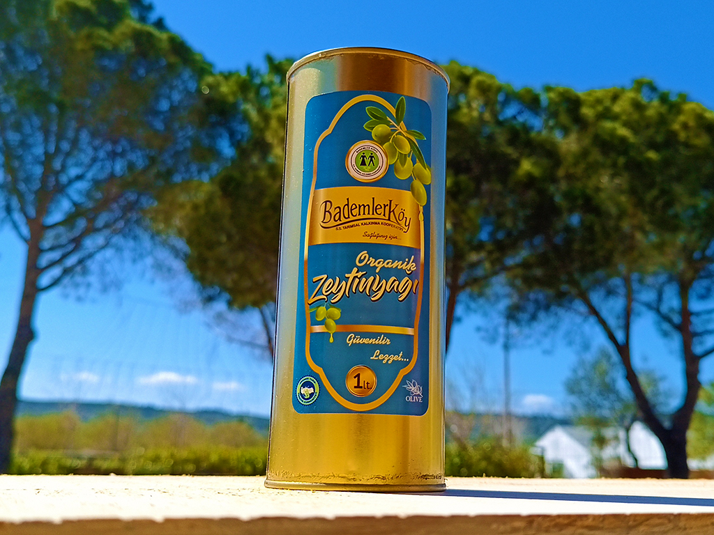 Bademler Organik Sıkım Zeytinyağı 1 Litre Teneke