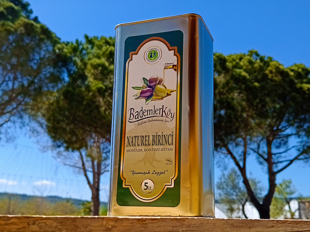 Bademler Natürel Birinci Zeytinyağı 5 Litre - Yeni Sezon