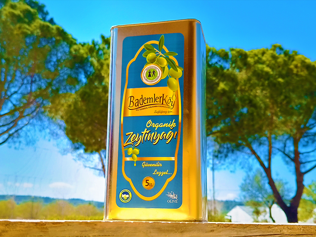 Bademler Organik Sıkım Zeytinyağı 5 Litre